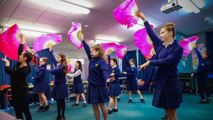 'Bunga Melati' Tiongkok Bermekaran di Sekolah Wellington-Image-2