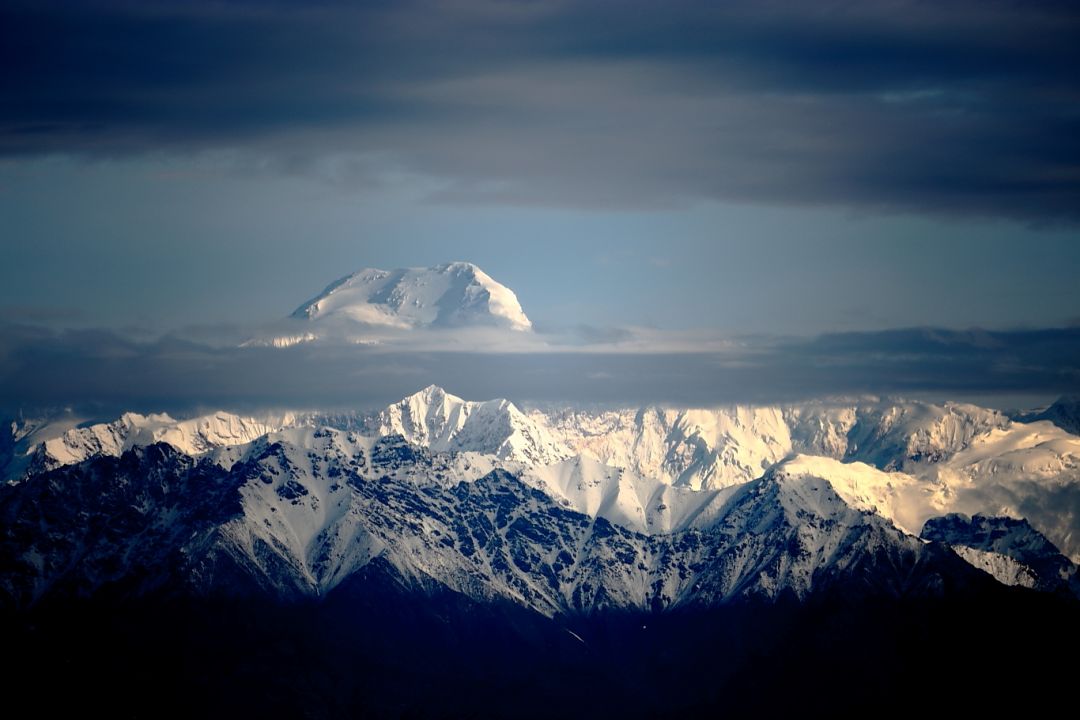 Gunung-gunung Bersalju di China yang Seru untuk Dikunjungi-Image-1