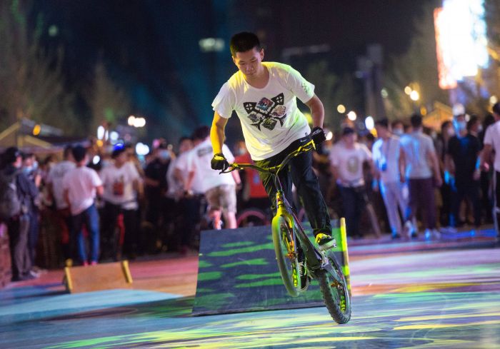 Karnaval Malam Beijing Kembali Dibuka-Image-3