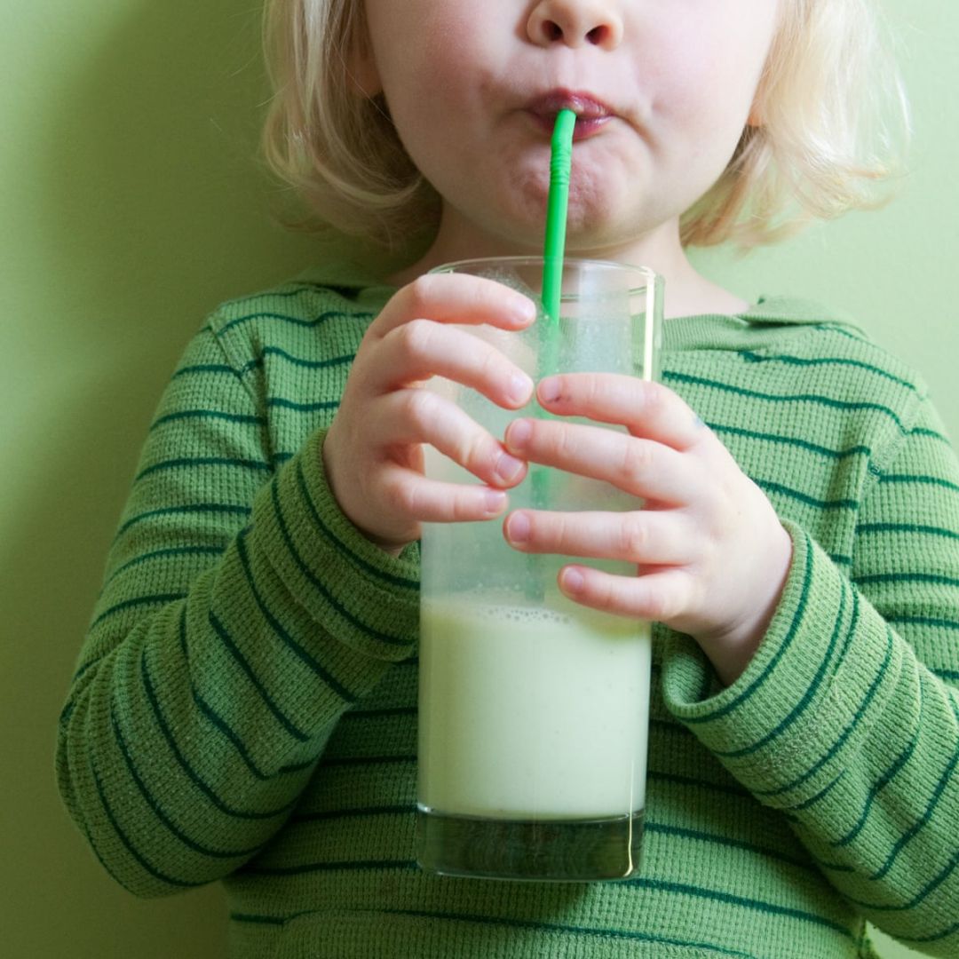 Anak Jangan Sembarangan Minum Susu, Bahaya-Image-1