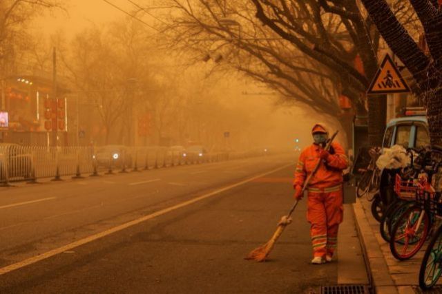 Badai Pasir Terjang Beijing-Image-1