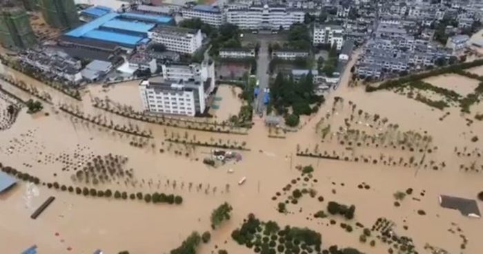 Sebuah Daerah di Provinsi Anhui Tunda Ujian Gaokao Karena Banjir-Image-1