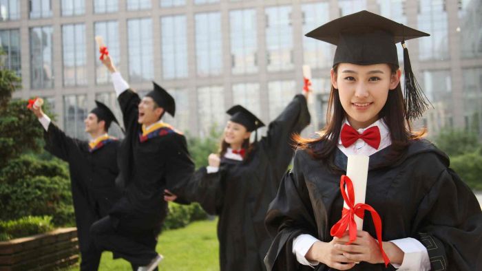 Mayoritas Siswa Tiongkok Cari Gelar Master dan PhD Dalam Negeri-Image-1