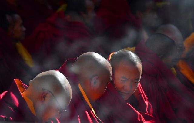 POTRET: 13 Biksu Tibet Menerima Gelar Buddha Tertinggi-Image-7