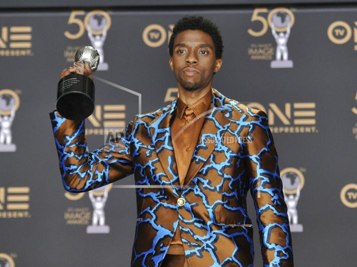 Aktor Chadwick Boseman Meninggal-Image-2