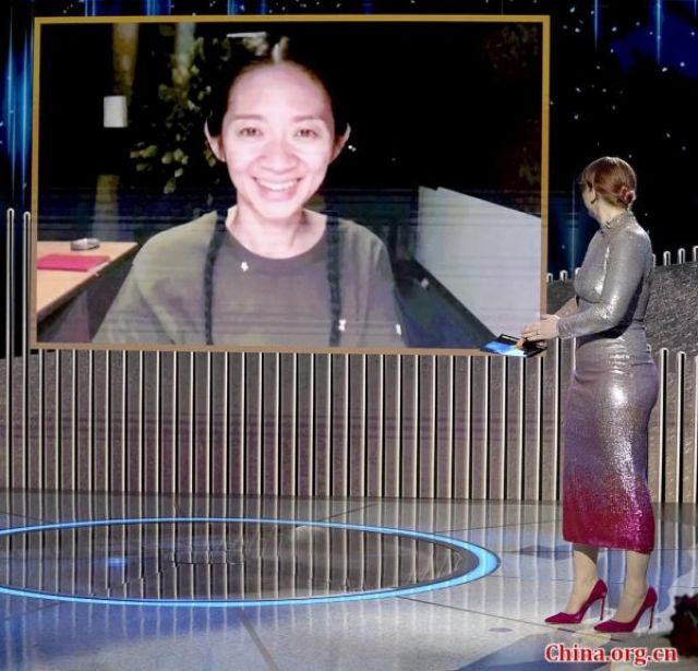 Chloe Zhao, Wanita Asia Pertama yang Menangkan Golden Globe-Image-1