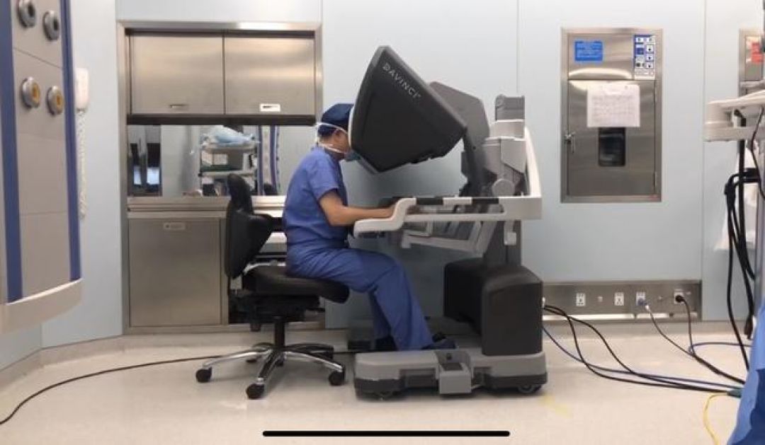 Robot Bedah Da Vinci Bantu Pasien Operasi Kanker Rektum di Shanghai-Image-1