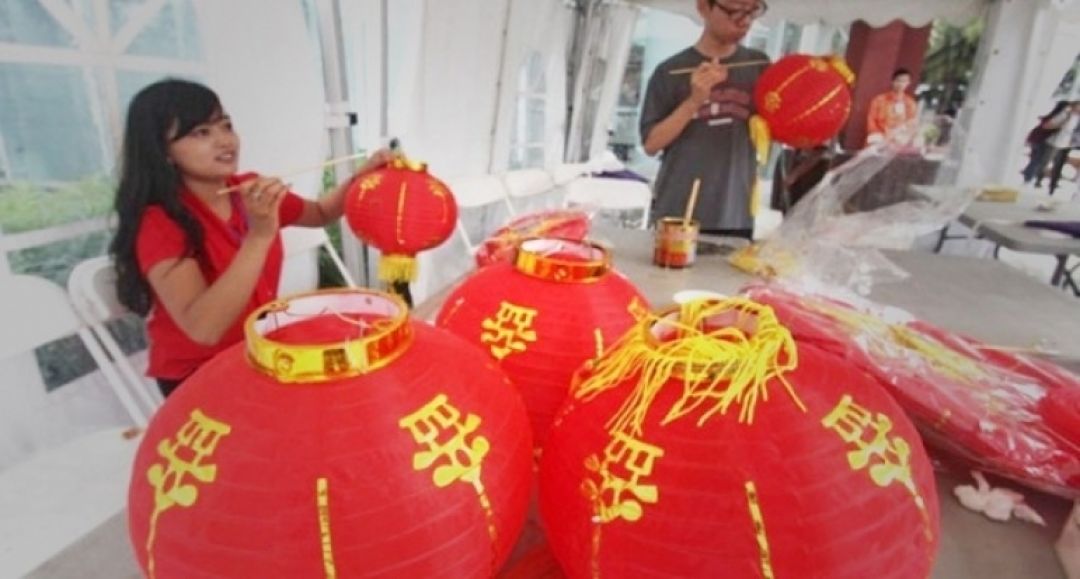 Cara Mudah Membuat Lampion dengan Kertas Ala China dan Jenis Lampion China Kuno dengan Makna Simbolnya-Image-1