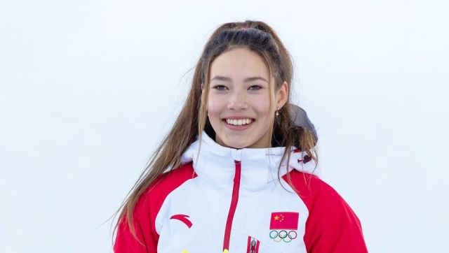 Gu Ailing Menangkan Kejuaraan Dunia Ski Gaya Bebas Meski Cedera-Image-1