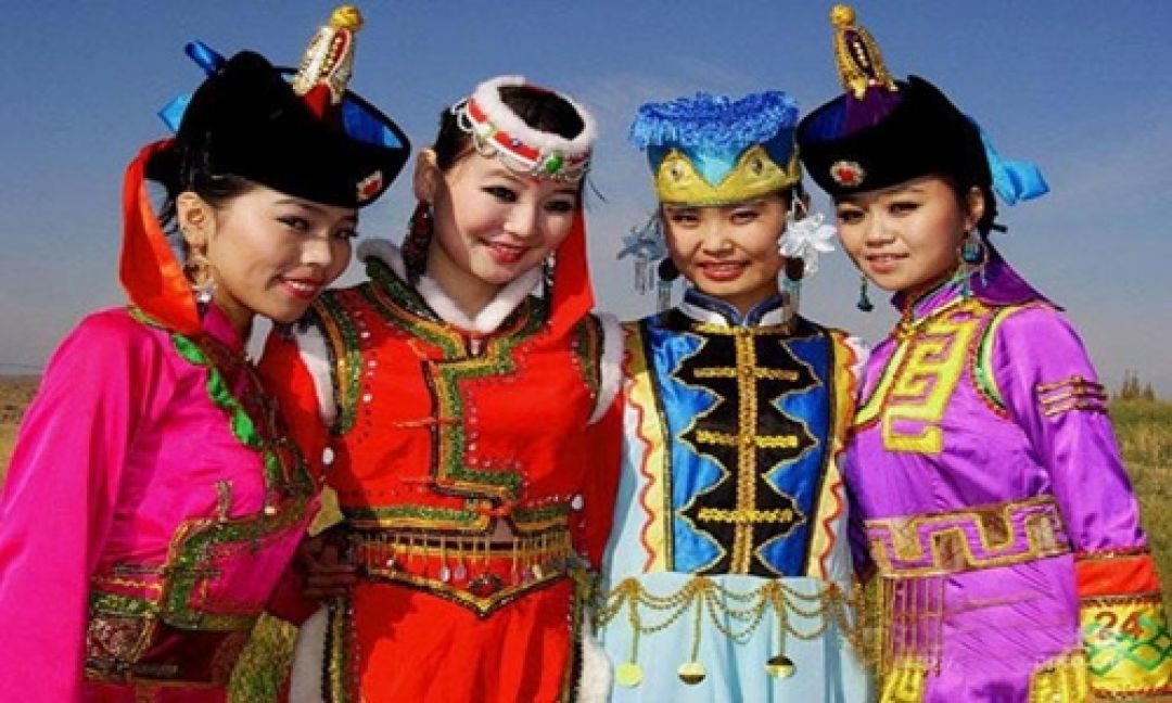 Kebiasaan Khas 5 Etnis Minoritas Tiongkok-Image-1