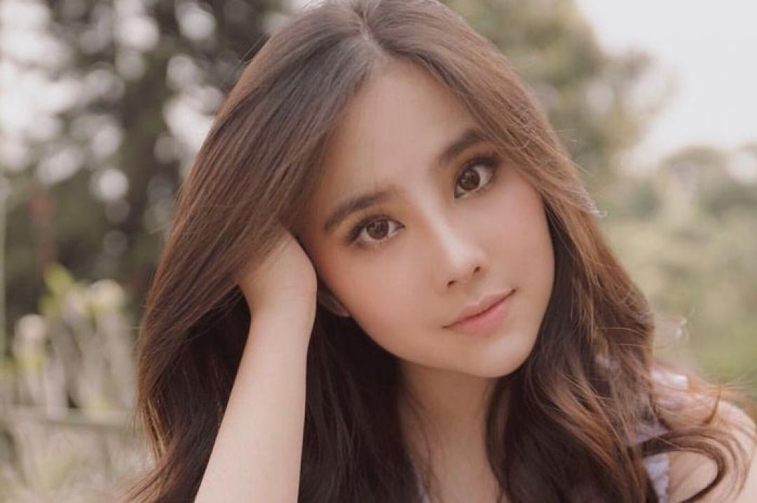 3 Fakta Artis Cantik Agatha Chelsea, Mix Sunda Chinese!-Image-1