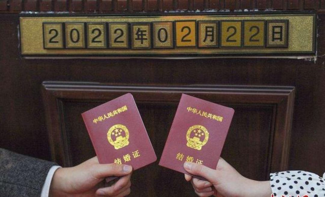 Tanggal Cantik 22 Februari 2022, Pasangan di China Berduyun-duyun Untuk Menikah-Image-1