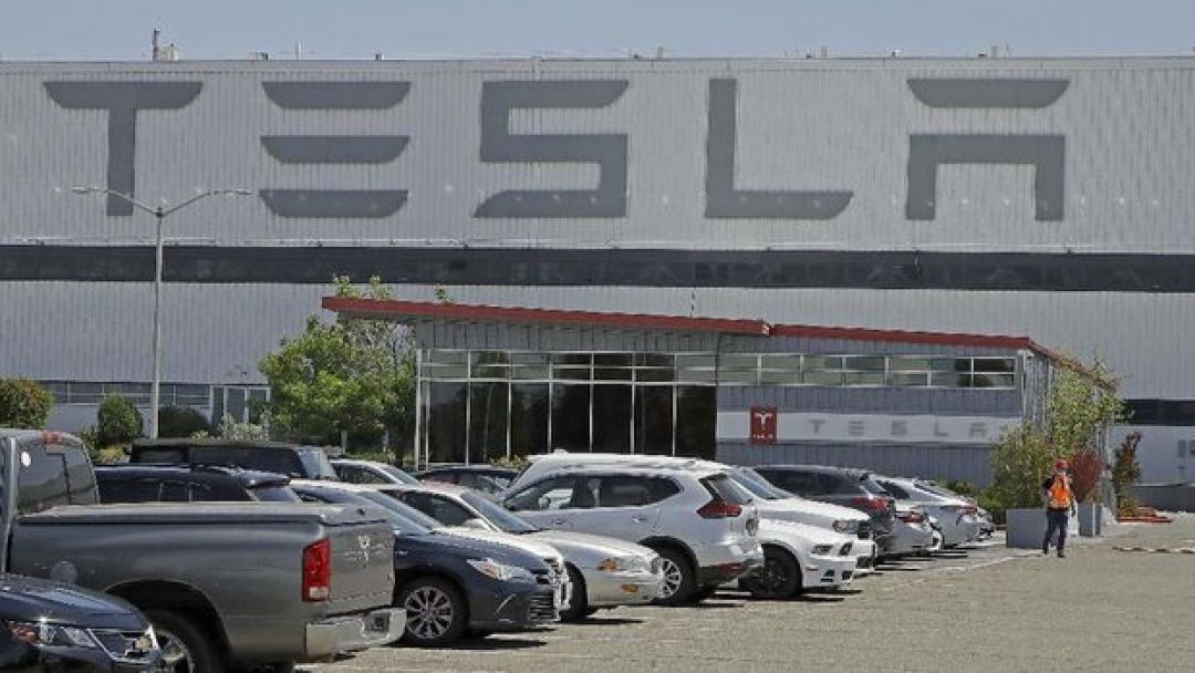 Tesla Akan Bangun Pusat Ekspor Mobil Terbesar Dunia di Shanghai-Image-1