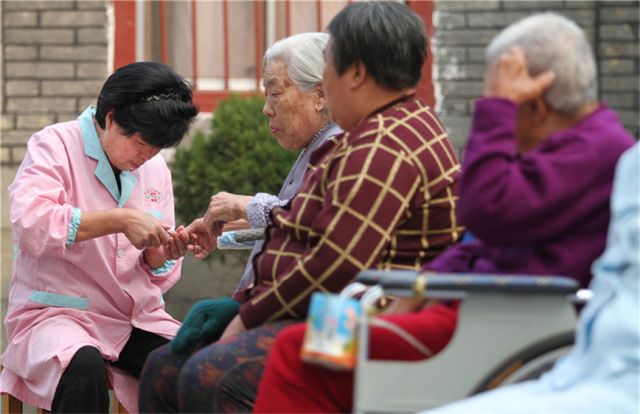 Beijing Rilis Aturan Pembayaran Asuransi Pensiun Dasar untuk Penduduk Kota dan Desa-Image-1