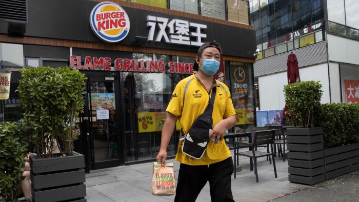 Gerai Burger King di Tiongkok Ditutup Pasca Temuan Makanan Kadaluarsa-Image-1
