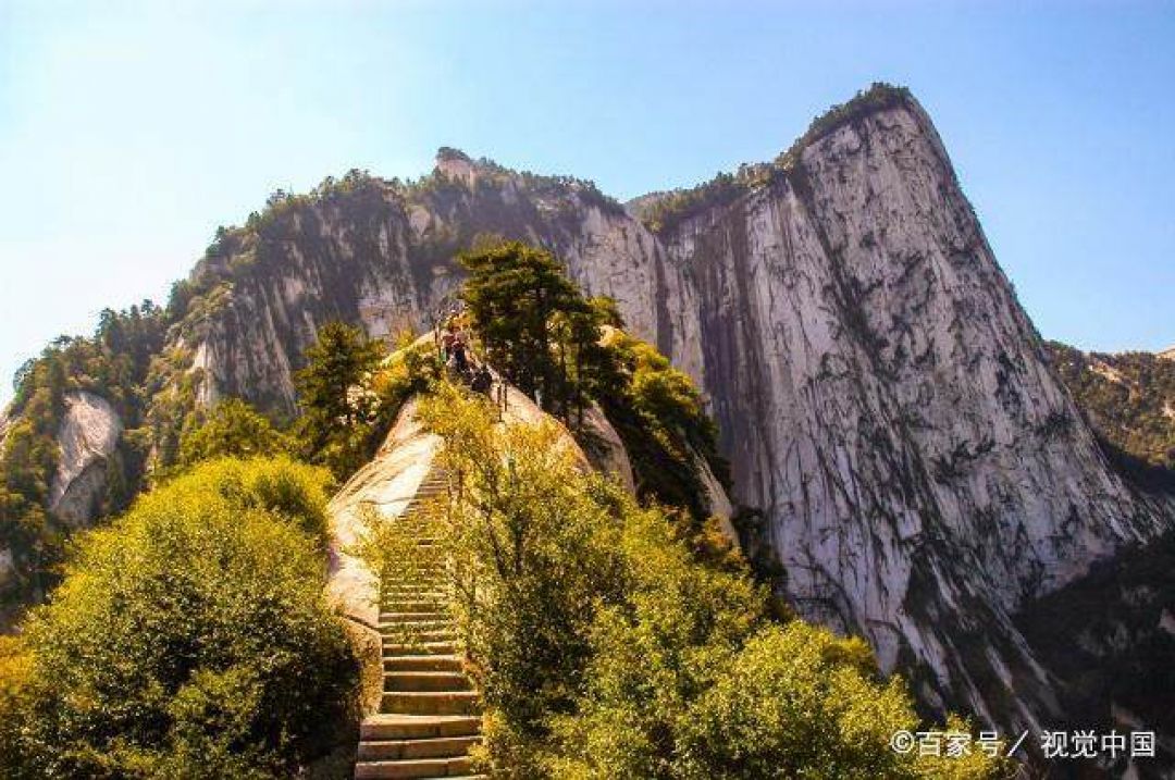 Berikut 9 Gunung Paling Terkenal di China-Image-6