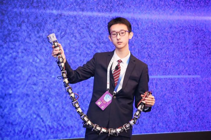 Karya Ilmiah Remaja China, Ular Robot yang Bisa Kejar Tikus-Image-1