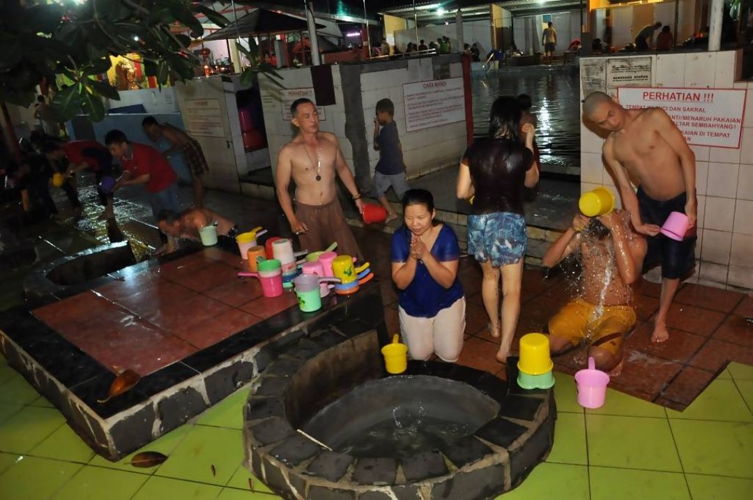 Beginilah Perayaan Imlek Gaya Indonesia-Image-7