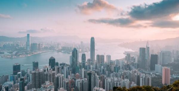 Juru Bicara Pemerintah Hong Kong Sesalkan Pernyataan Trump-Image-1