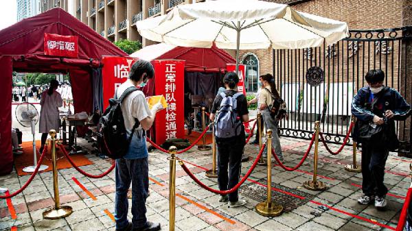 Shanghai Tunda Ujian Masuk Universitas dan SMA-Image-1