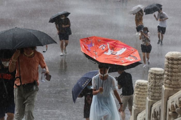 Hujan Deras di Beijing-Image-2