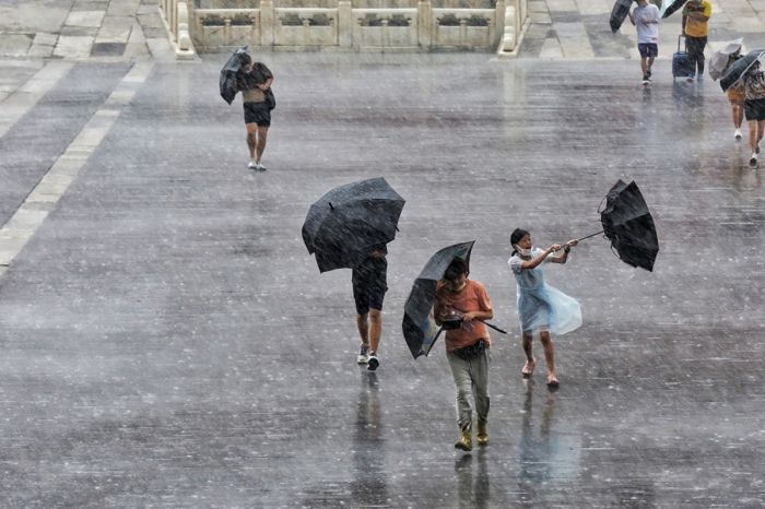 Hujan Deras di Beijing-Image-1