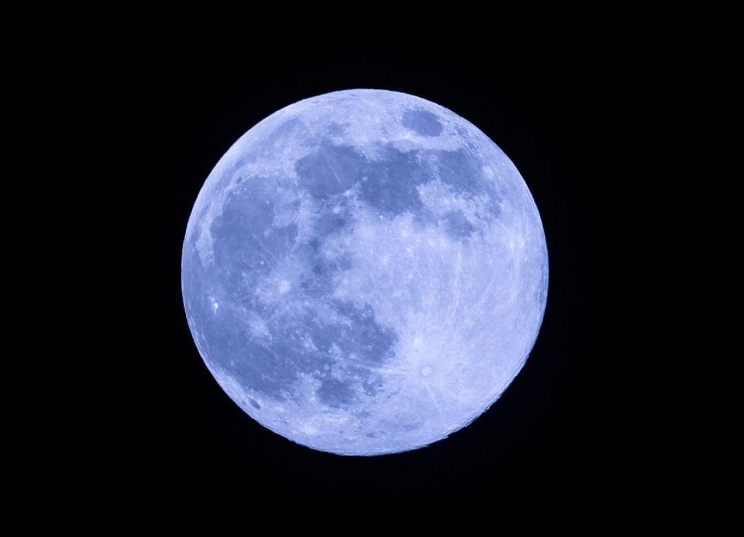 Fenomena Blue Moon Berlangsung 22 Agustus 2021, Apa Artinya?-Image-1