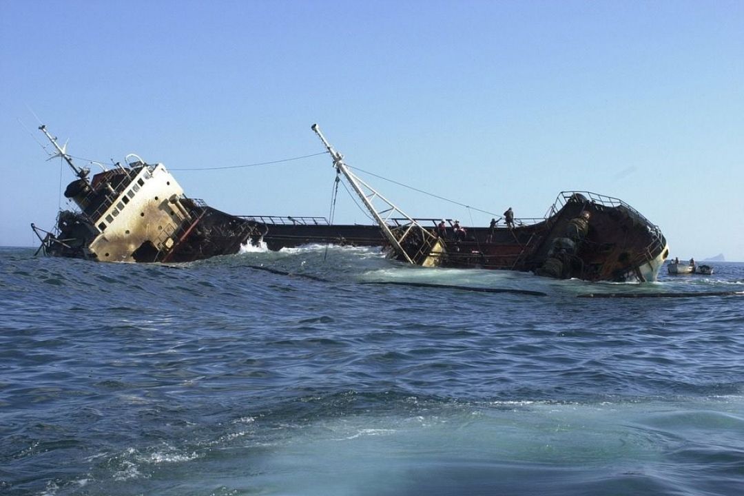 Kapal Fujing 001 Karam, 12 Mayat Ditemukan-Image-1