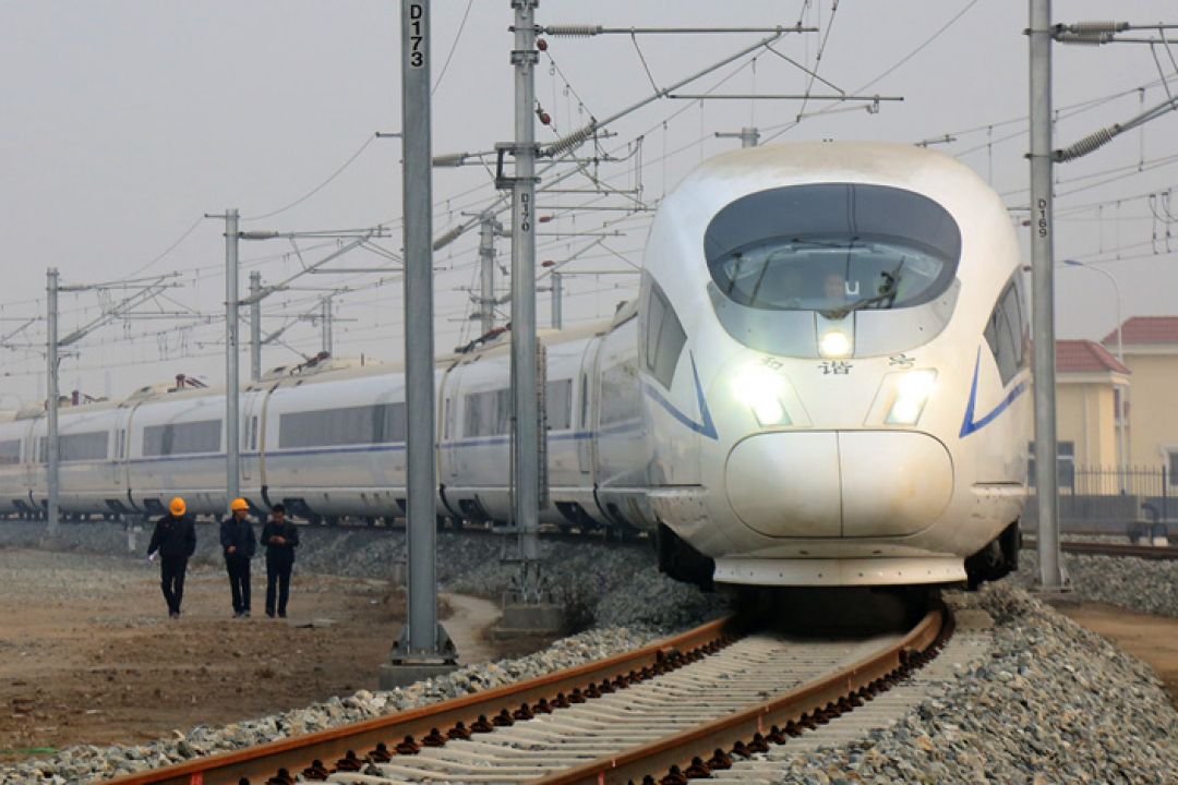Kereta di China Pangkas Jadwal Harian hingga 70% Karena Lonjakan COVID-19-Image-1