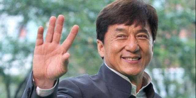 SEJARAH: Tepat Hari Ini Jackie Chan Lahir
di Hong Kong-Image-1