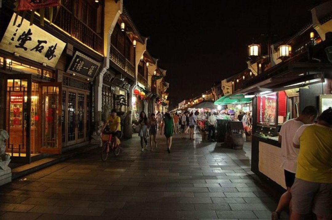 Rekomendasi 8 Food Street Terbaik di
China-Image-6