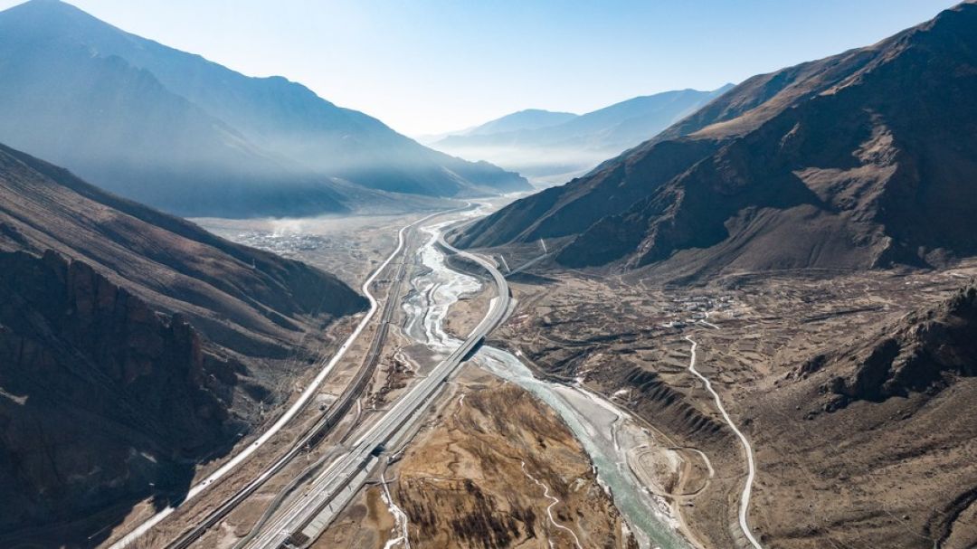Tibet Perluas Jalan Akses Lebih dari 120.000 Km-Image-1