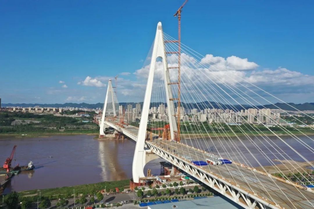 Jembatan Yangtze Terpanjang Dunia Terhubung-Image-2