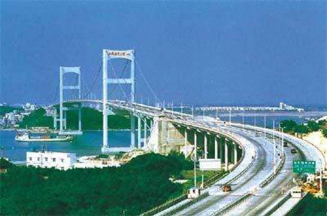 SEJARAH: 1995 China Bangun Jembatan Gantung
Pertamanya-Image-1