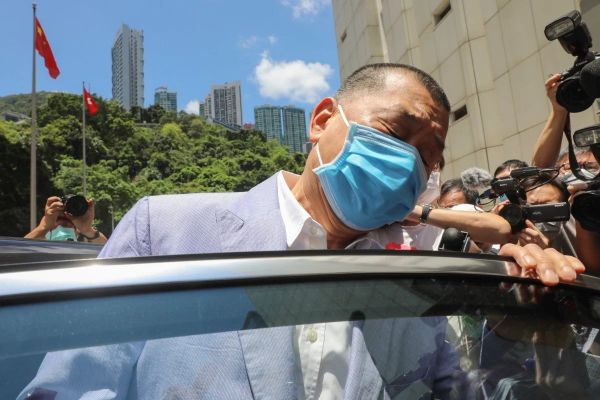 Pengadilan Hong Kong Berikan Larangan Bepergian pada Jimmy Lai, Siapa Dia?-Image-1