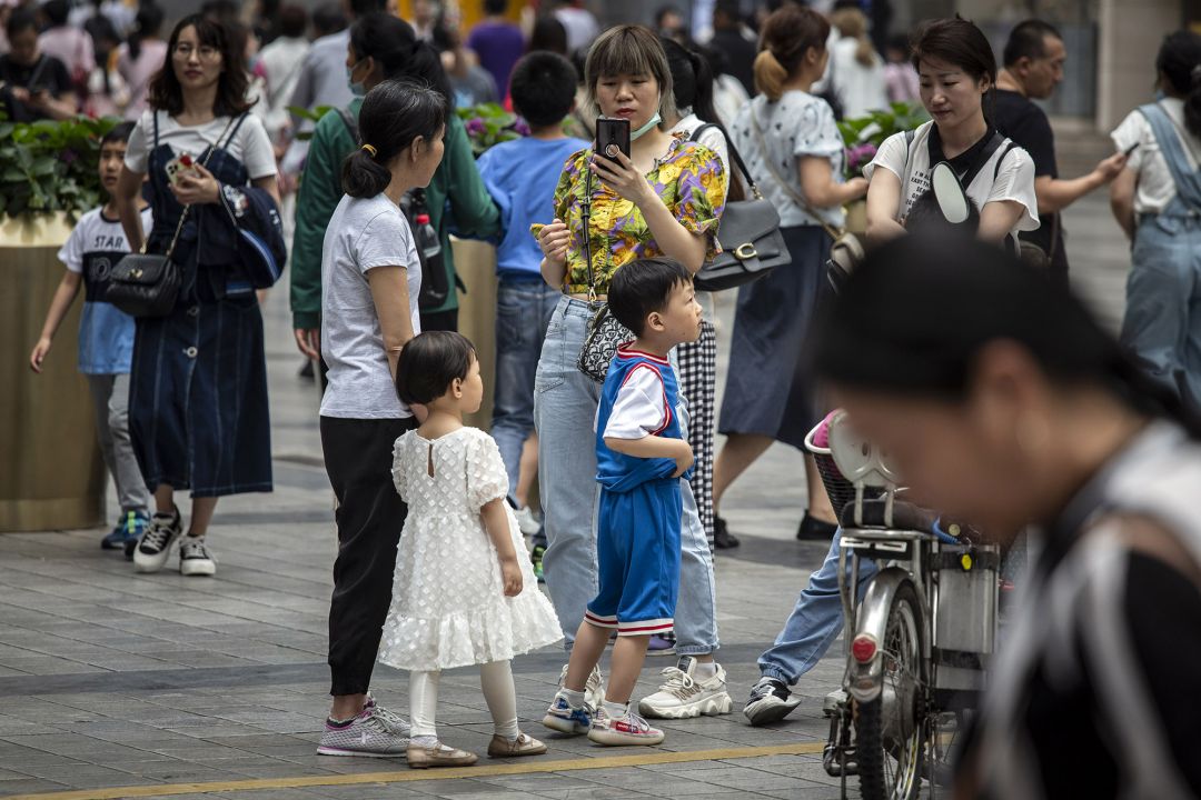 Keluarga yang Banyak Anak di China dapat Prioritas di Perumahan Umum-Image-1