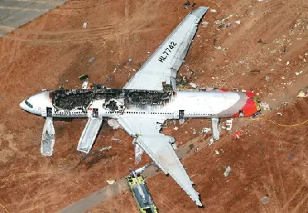 SEJARAH: 2002 Peristiwa Jatuhnya Pesawat Air China di Busan, Tewaskan 128 Orang-Image-1
