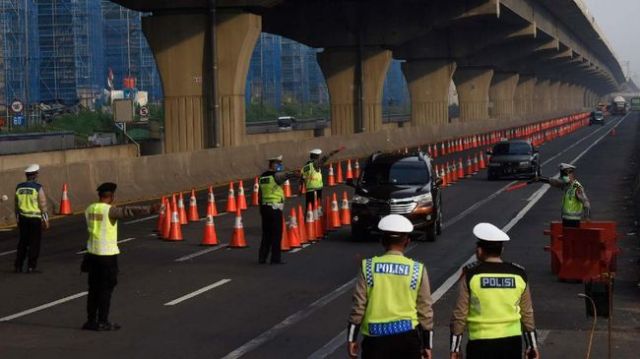 Ini Sanksi Untuk Pemudik yang Nekat Naik Mobil-Image-1