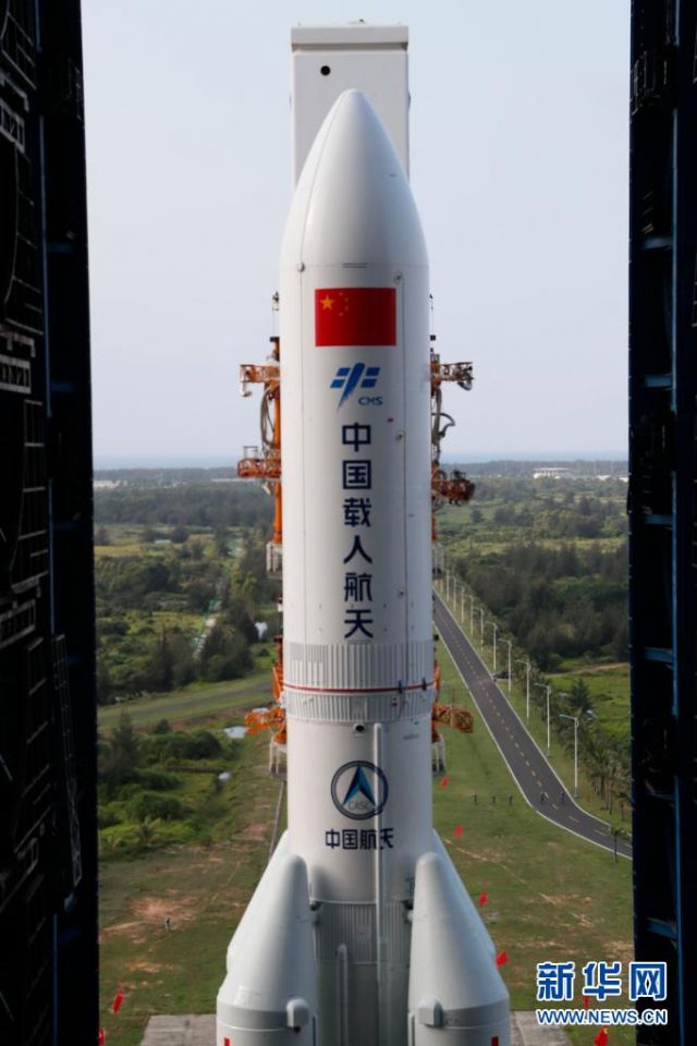 POTRET: Long March 5B Yao-2 Dipindahkan ke Area Peluncuran-Image-2