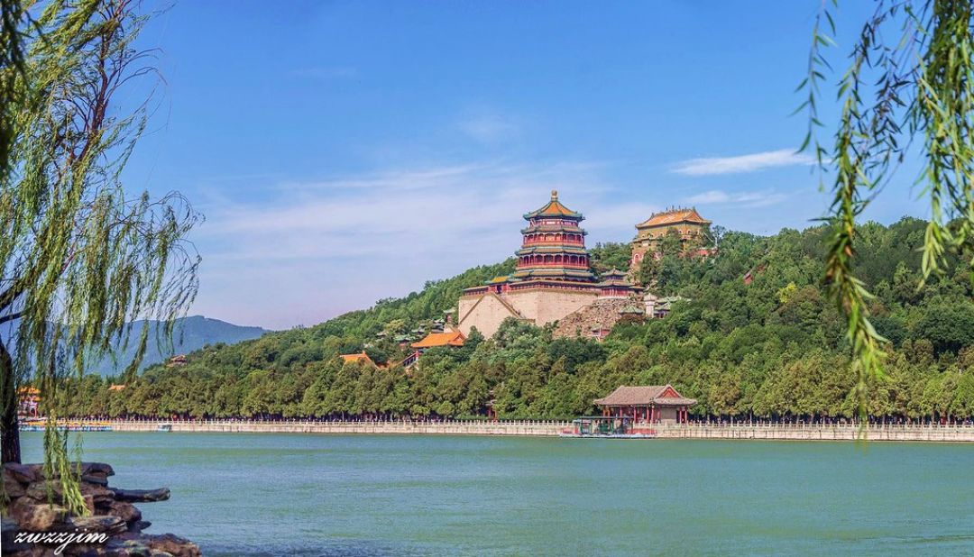Rekomendasi 3 Tempat untuk Menikmati Musim Semi dan Arsitektur Kuno di Beijing-Image-2
