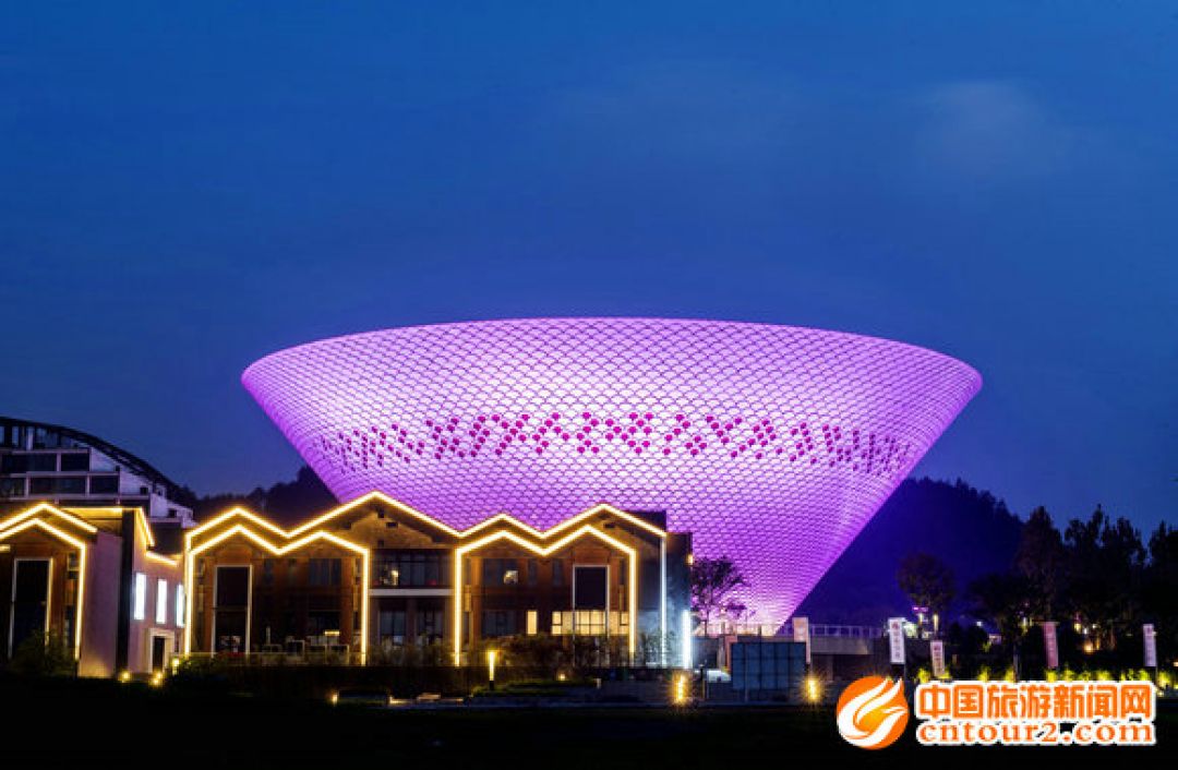 Bangunan Berbentuk Mangkuk Porselen Terbesar di Dunia yang Terletak di Jiangxi-Image-2