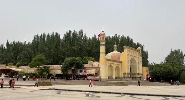 China Punya Masjid Berusia 5 Abad, Namanya Etigar-Image-1