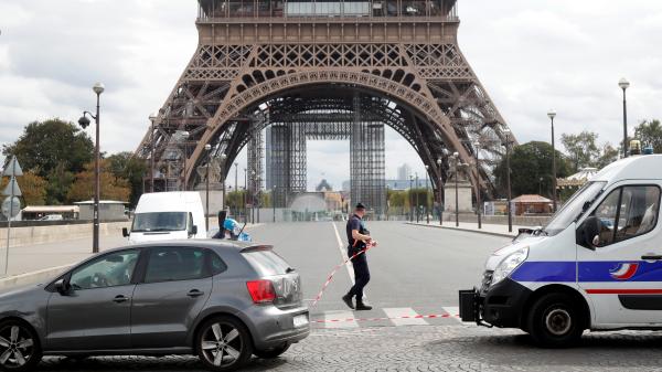 Menara Eiffel Dievakuasi Sementara Setelah Ancaman Bom-Image-1