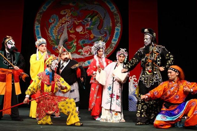Arti Warna Dalam Riasan Wajah Pemeran Opera Peking-Image-1