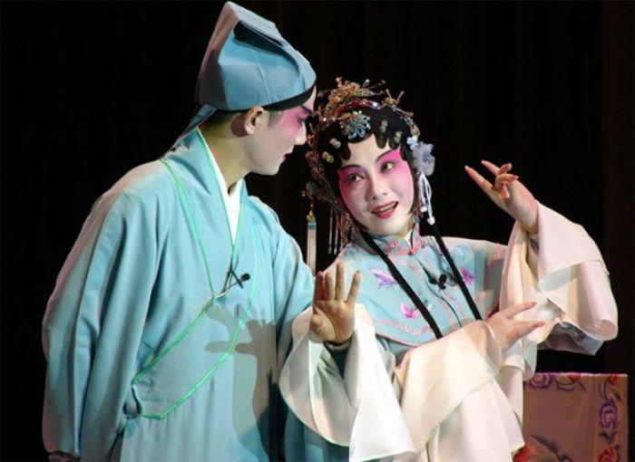 Pameran Seni Tradisional Gabungkan Opera Peking dan Lianhuanhua-Image-1