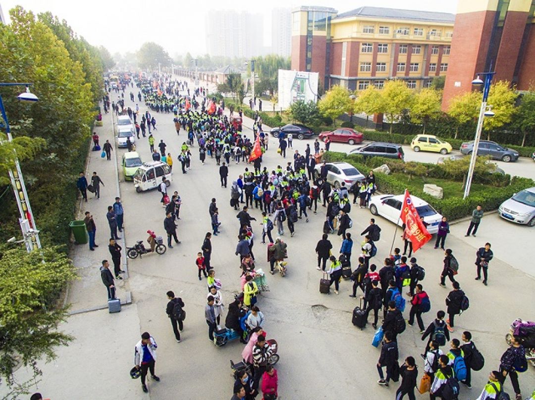 Sekolah di Hebei Tunda Belajar Offline Lagi-Image-1