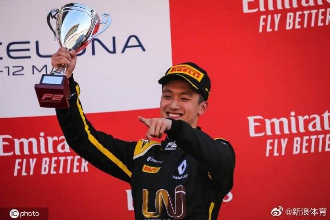Zhou Guanyu, Pembalap Formula 1 Pertama Asal China-Image-3