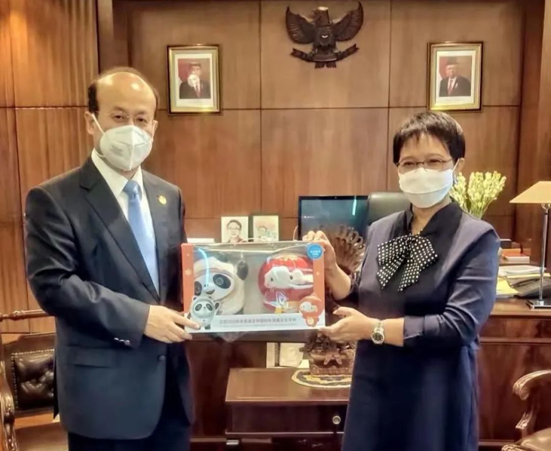 Habis Masa Jabatan, Dubes Xiao Qian Lakukan Perpisahan dengan Menlu Indonesia Retno Marsudi-Image-1