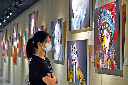 Museum Seni Opera Kanton Guangzhou Pamerkan Potret Seni Hualian-Image-3