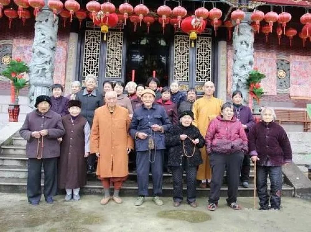 SEJARAH: 2017 Panti Jompo Kuil Gratis Pertama di China-Image-1